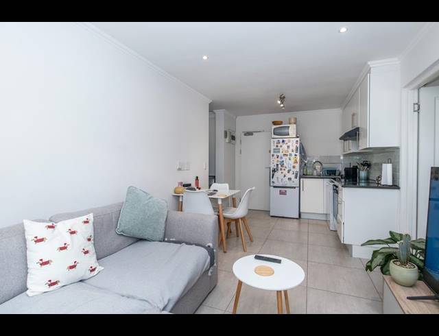 2 BEDROOM PROPERTY TO RENT IN KENILWORTH